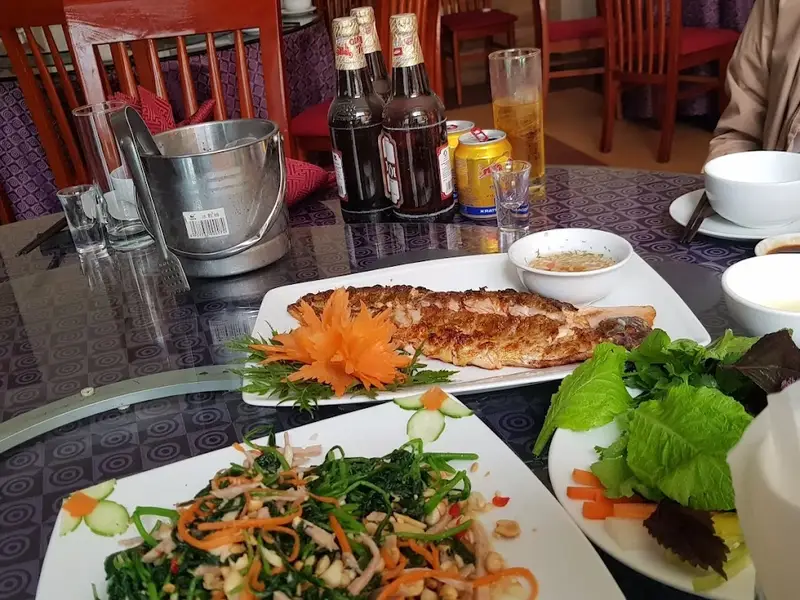 Nhà hàng Hồng Long Lào Cai