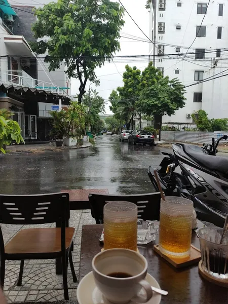 Emi cafe