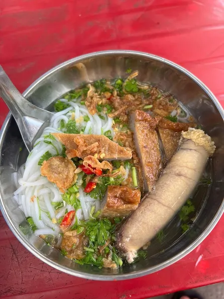 Bánh canh Chị Hường