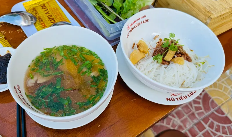 Hủ Tiếu Cừu A Lộc - Hủ Tiếu Mực - Vịt A Lộc (Chiều)