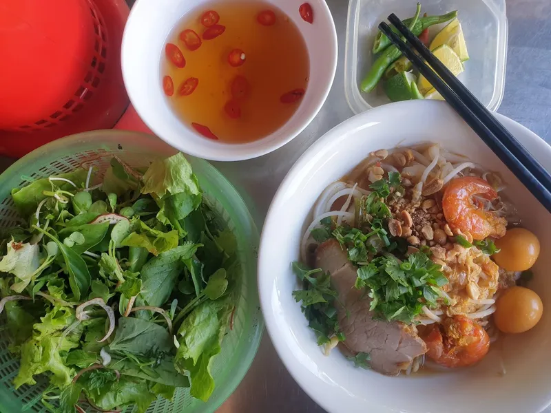 Lò Mì Quảng Bà Tiễn