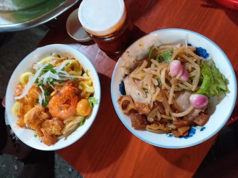 Mì Quảng Hát