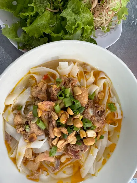 Mì Quảng Cô Sinh