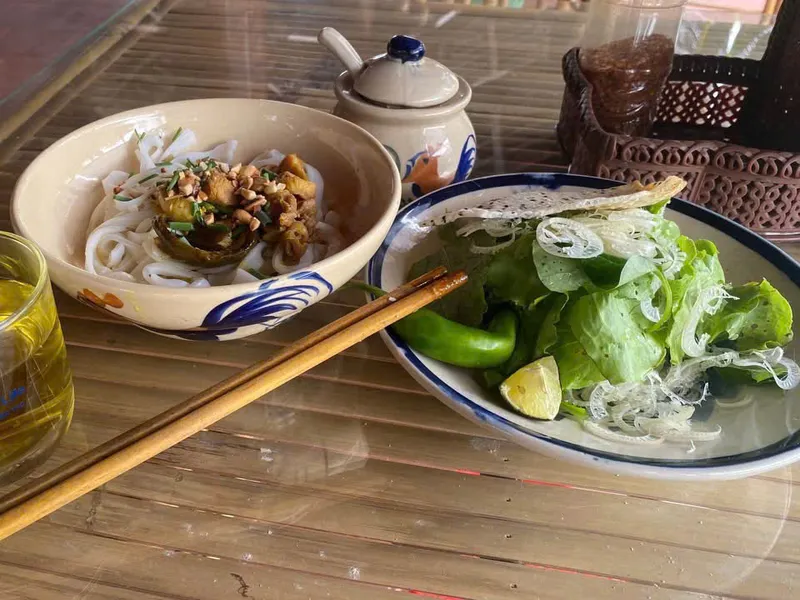 Quán mỳ quảng Mười Nhã