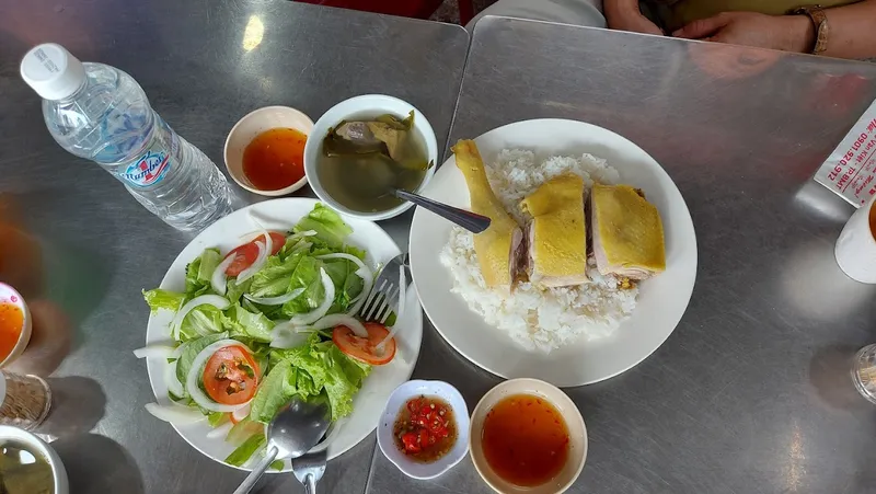 Cơm gà Hải Nam