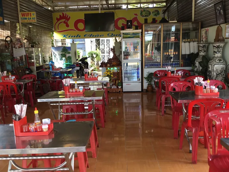 Cơm Gà 82 Buôn Ma Thuột
