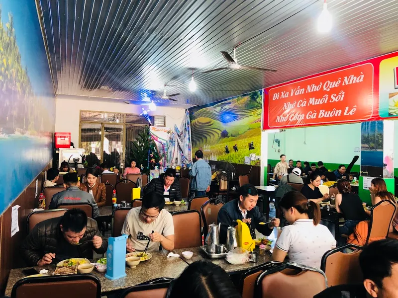 Quán Cơm Gà Buôn Lê