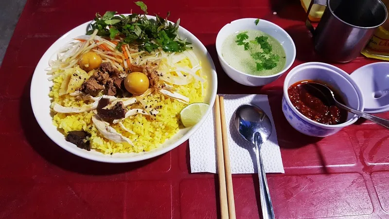 Cơm Gà HÒA LÊ Hội An - Cơm Sườn (Chicken Rice- Pork Chop Rice )