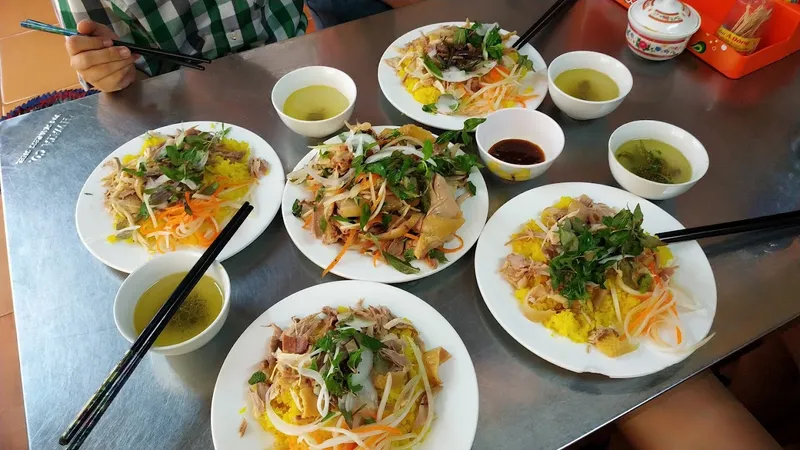 Cơm Gà bà Thuận