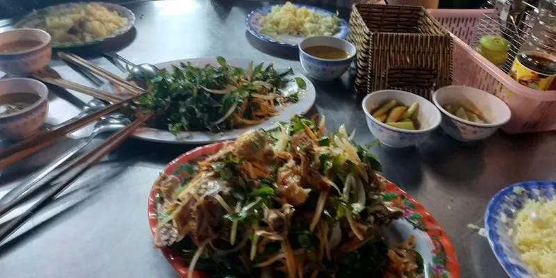 Cơm Gà Bà Dung