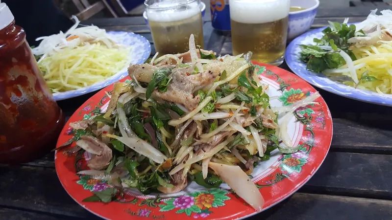 Cơm Gà Bà Hồng