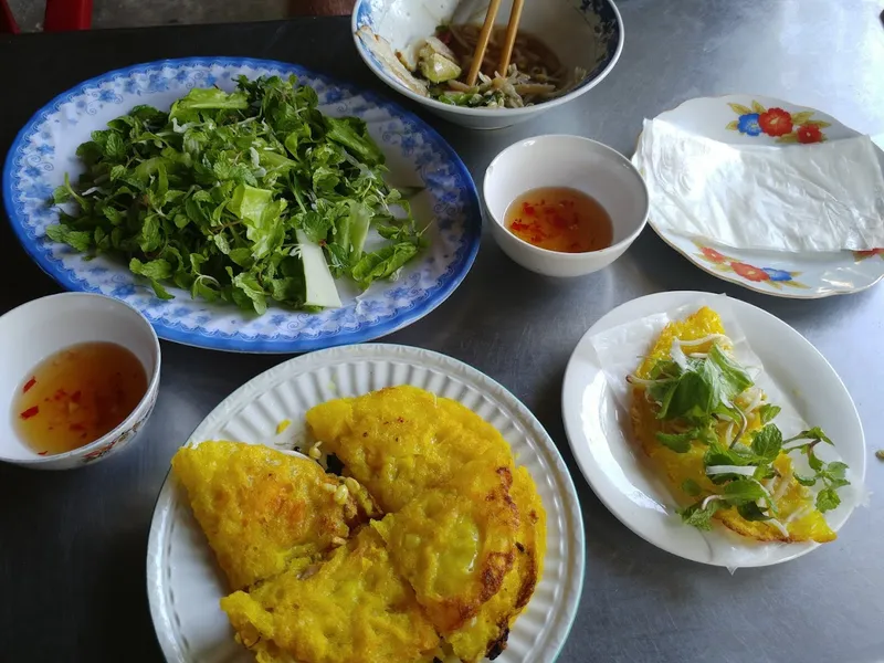 Quán bánh đập , hến trộn Có Ngay