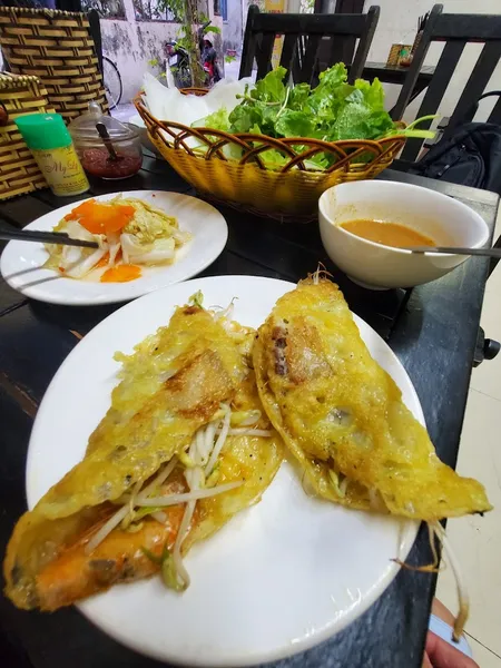 Bánh Xèo, Thịt Nướng, Nem Lụi Bà 9