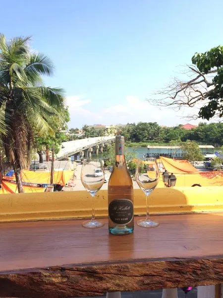 Market Bar Hội An