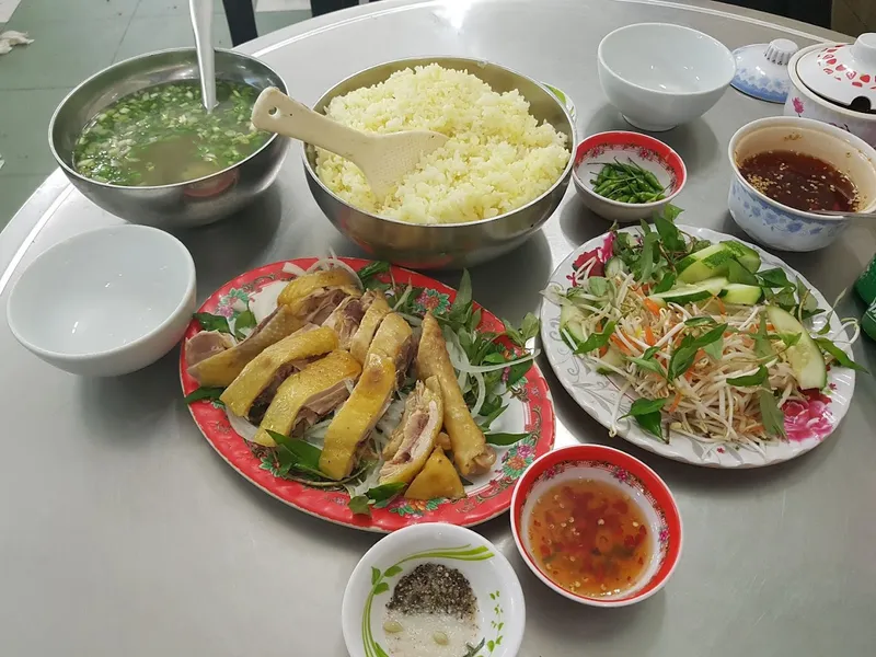 Quán Cơm Gà Tam Duyên - cơm gà ngon uy tín chất lượng tại Tam Kỳ