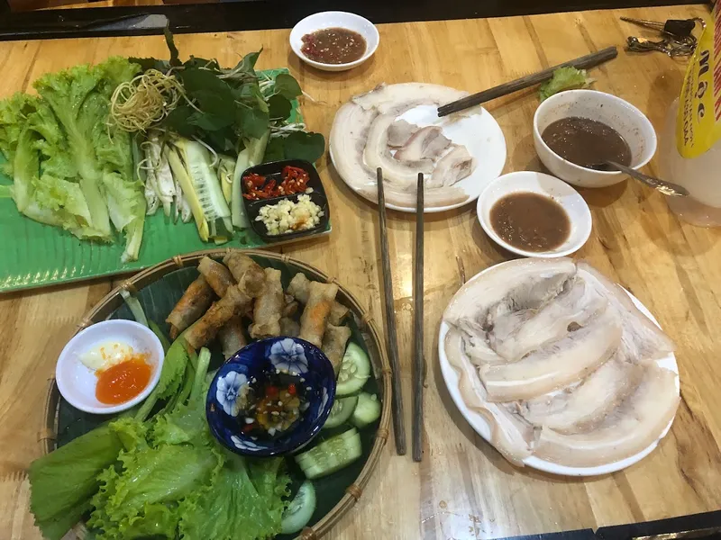 MỘC QUÁN - ĂN NGON TAM KỲ -180 LÝ THƯỜNG KIỆT