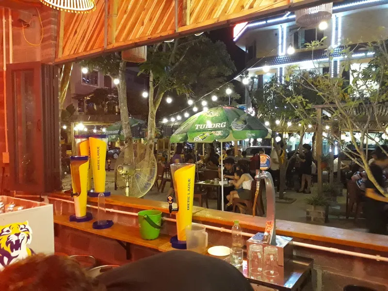 Chillin' Beer Garden