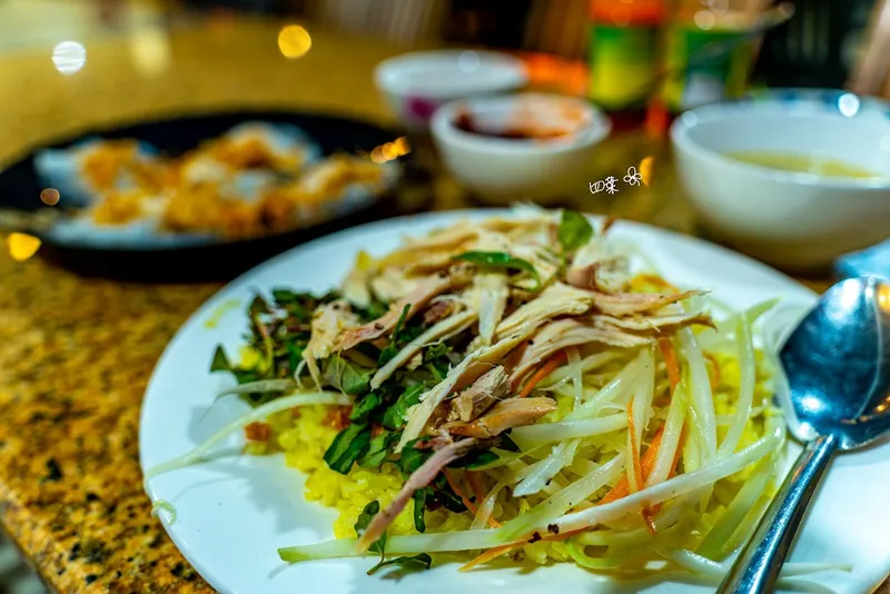 Quán ăn Cô Ẹo