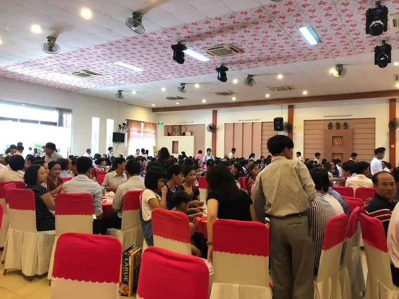 Nhà hàng tiệc cưới A Dõng