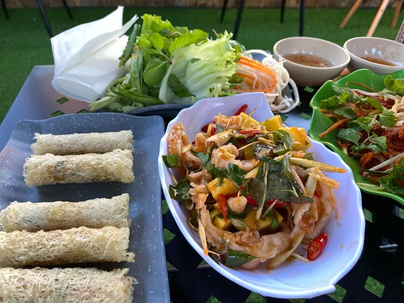 Bếp Nhà Sun - Ăn vặt Hội An