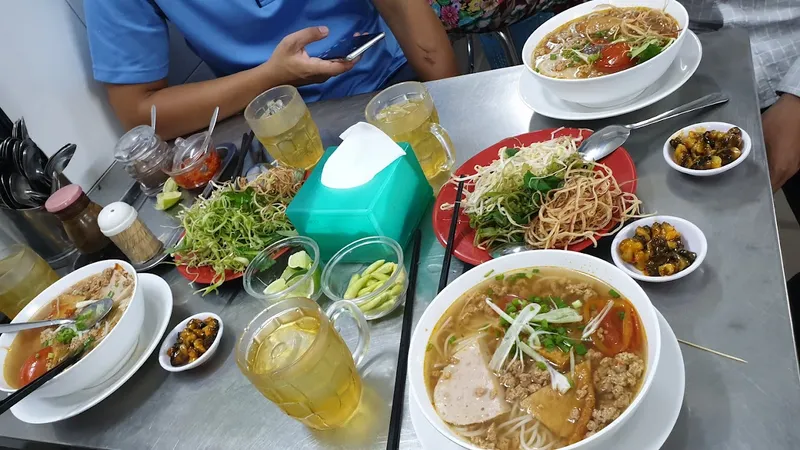 Quán Bún Riêu Ốc