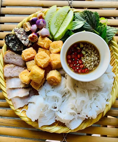 Bún đậu Hùng Vương