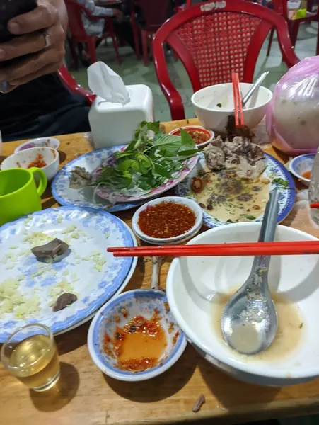 Cháo Vịt Bà Tám