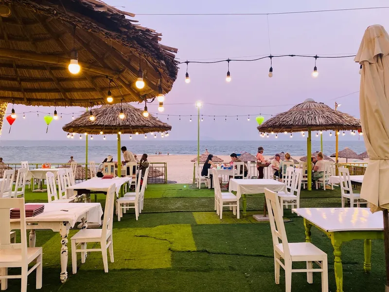Nhà hàng hải sản Vân Phi - hoian restaurant - 호이안 레스토랑 - ホイアンレストラン