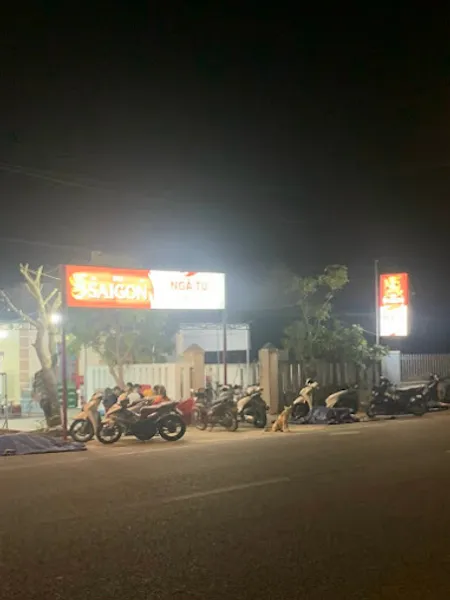 Ngã tư Quán