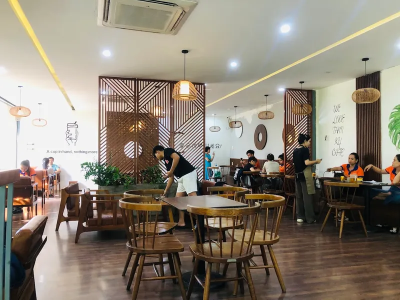 Tam Ky Cafe & Bakery