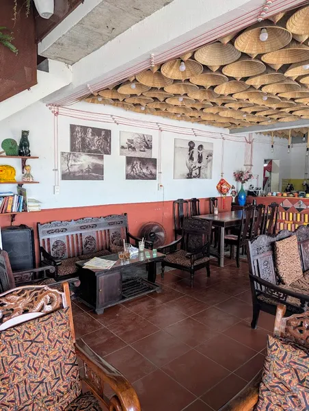 NGHÉ Rice Paddy Cafe
