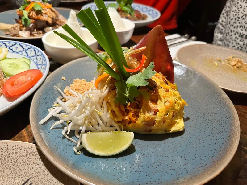 Dining ambiance of restaurant Thai Villa 1