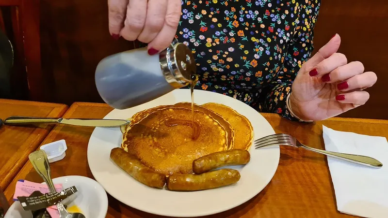 Dining ambiance of restaurant New York Luncheonette 2