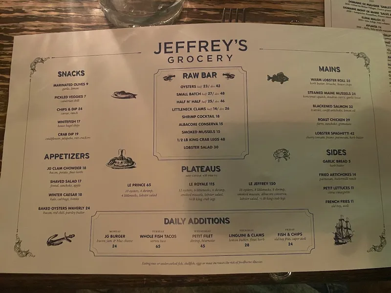 Dining ambiance of restaurant Jeffrey's Grocery 2