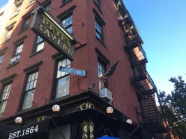 Pete's Tavern