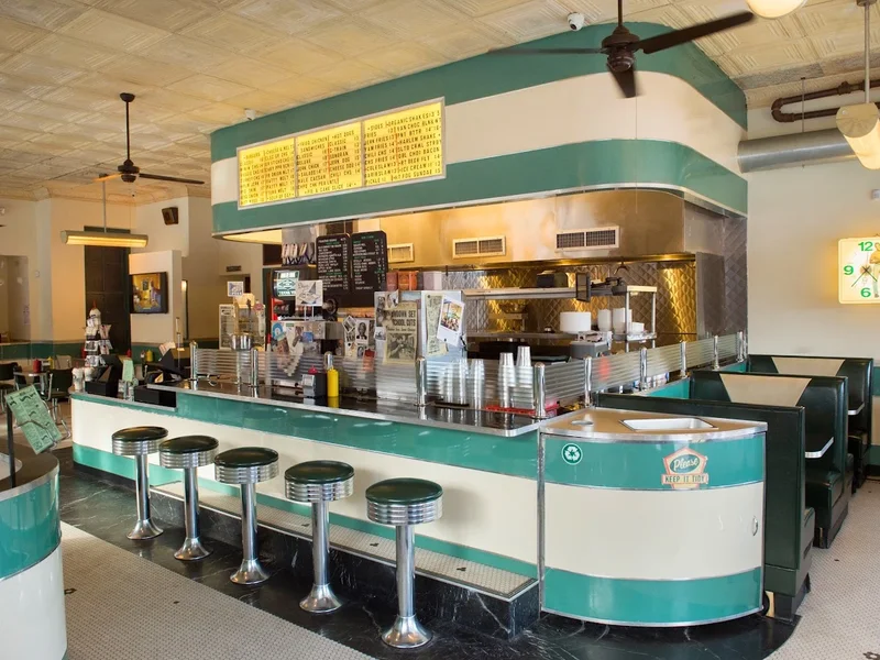 Harlem Shake - Reviews & Menu - New York City