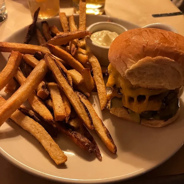 Ingas Bar Reviews & Menu New York City