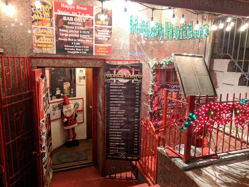 Café Riazor - Reviews & Menu - New York City