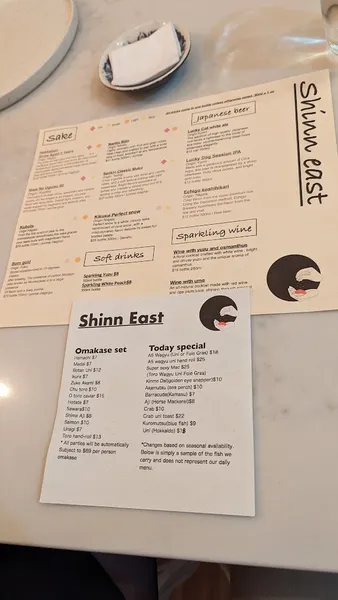 Menu SHINN EAST