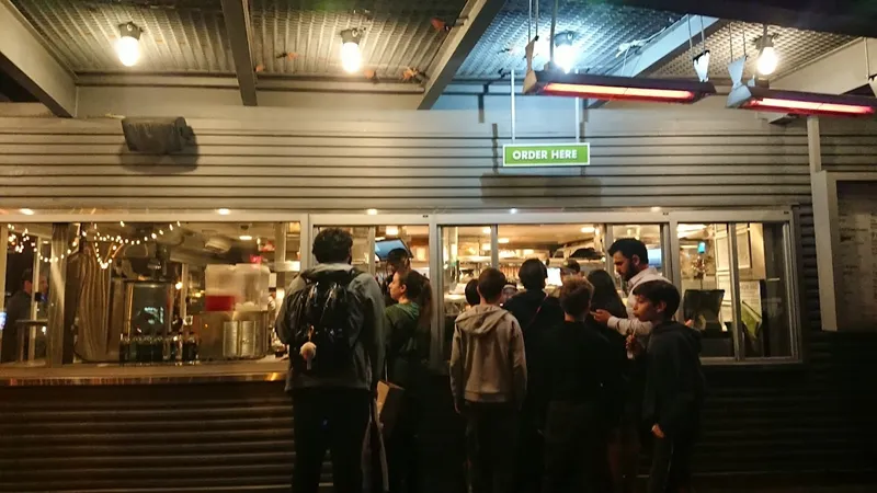 Dining ambiance of restaurant Shake Shack Madison Square Park 4