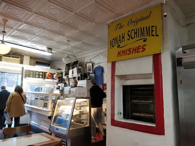 Dining ambiance of restaurant Yonah Schimmel's Knish Bakery 4