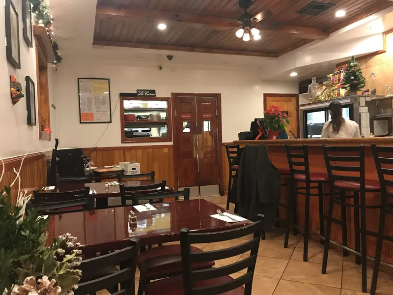 Dining ambiance of restaurant Empanada Loca 3