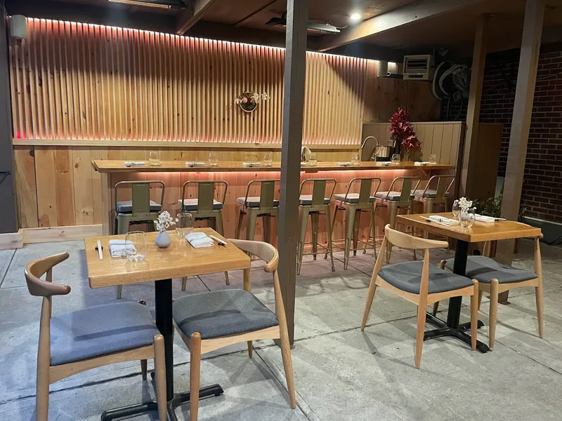 Dining ambiance of restaurant Koyo 1