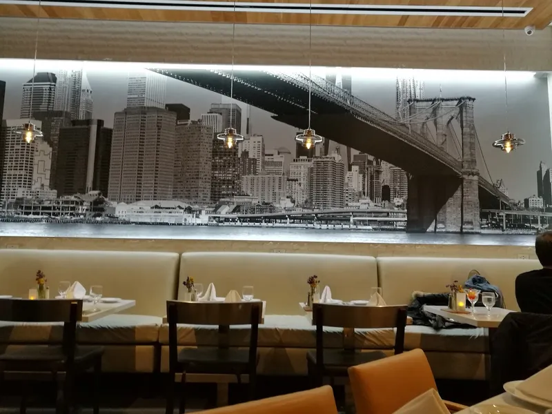 Dining ambiance of restaurant Paul's on Times Square 3