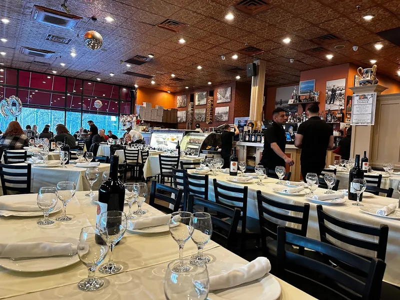 Dining ambiance of restaurant Patrizia's Of Staten Island 1