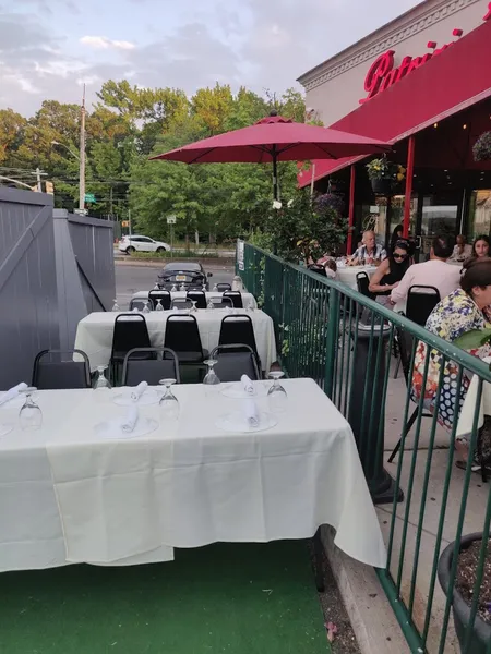 Dining ambiance of restaurant Patrizia's Of Staten Island 2