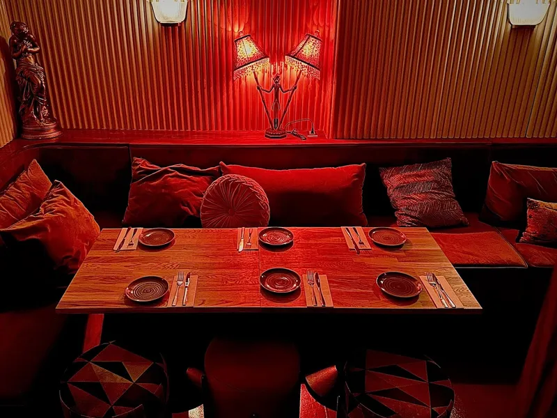 Dining ambiance of restaurant Shoo Shoo Nolita 1