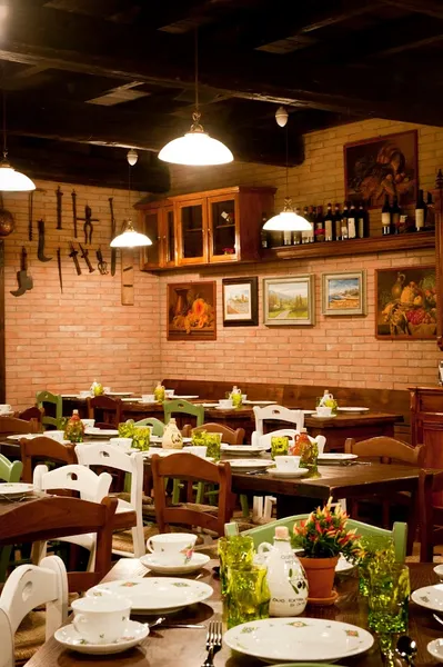 Dining ambiance of restaurant Osteria Morini 1