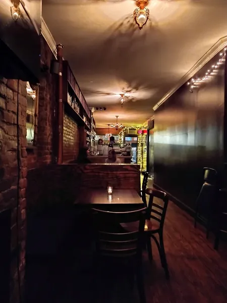 Dining ambiance of restaurant John's of 12th Street 2