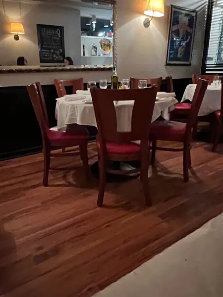 Dining ambiance of restaurant House of Lasagna 2